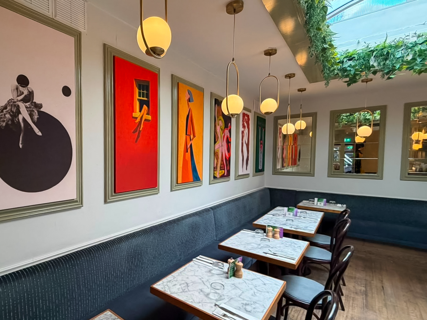 27796 Restaurant Silent Space Print (2)